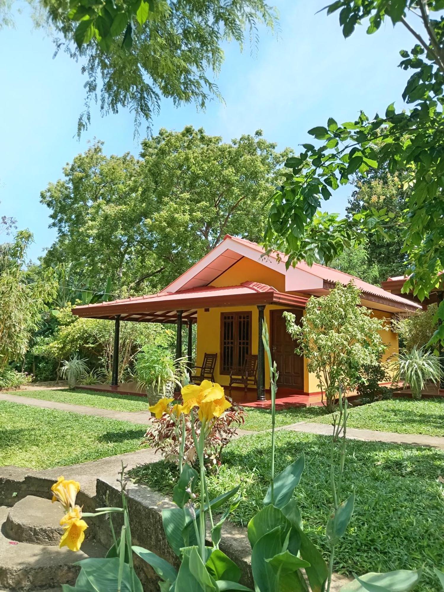 Amazon Cabanas Тіссамахарама Екстер'єр фото